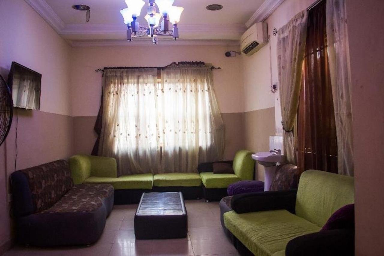 לגוס Wonder King Hotel מראה חיצוני תמונה